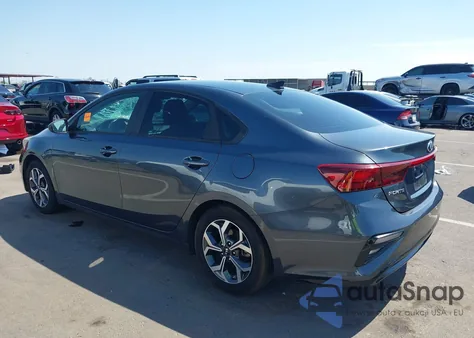 2020 Kia Forte Lxs z USA, uszkodzony, nr VIN 3KPF24AD3LE209385
